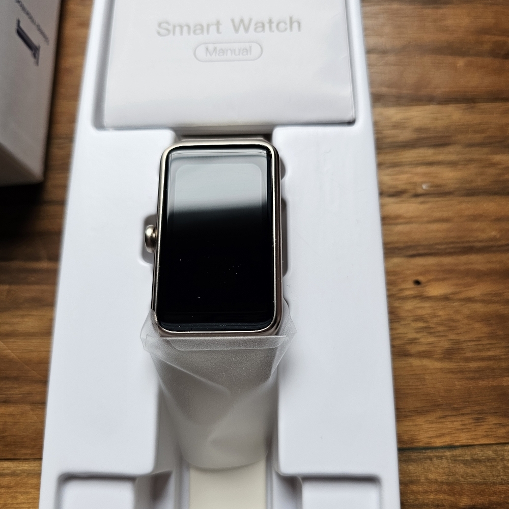 Fitness Activity Tracker Smart Watch Untested Bundle - Picture 9 of 16